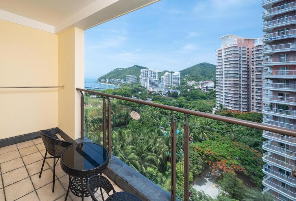 Sanya Shanghai Huating Boutique Resort Hotel Dış mekan fotoğraf